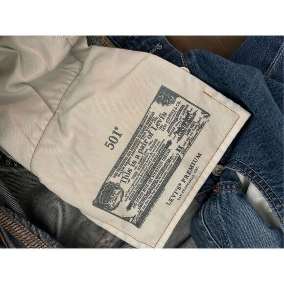 Levi's 501 Button Fly 32x32 Premium Denim Jeans Medium Wash Big E - Picture 7 of 7